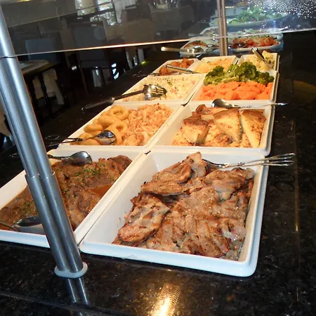 布里萨索尔公寓式酒店 4* 阿尔布费拉